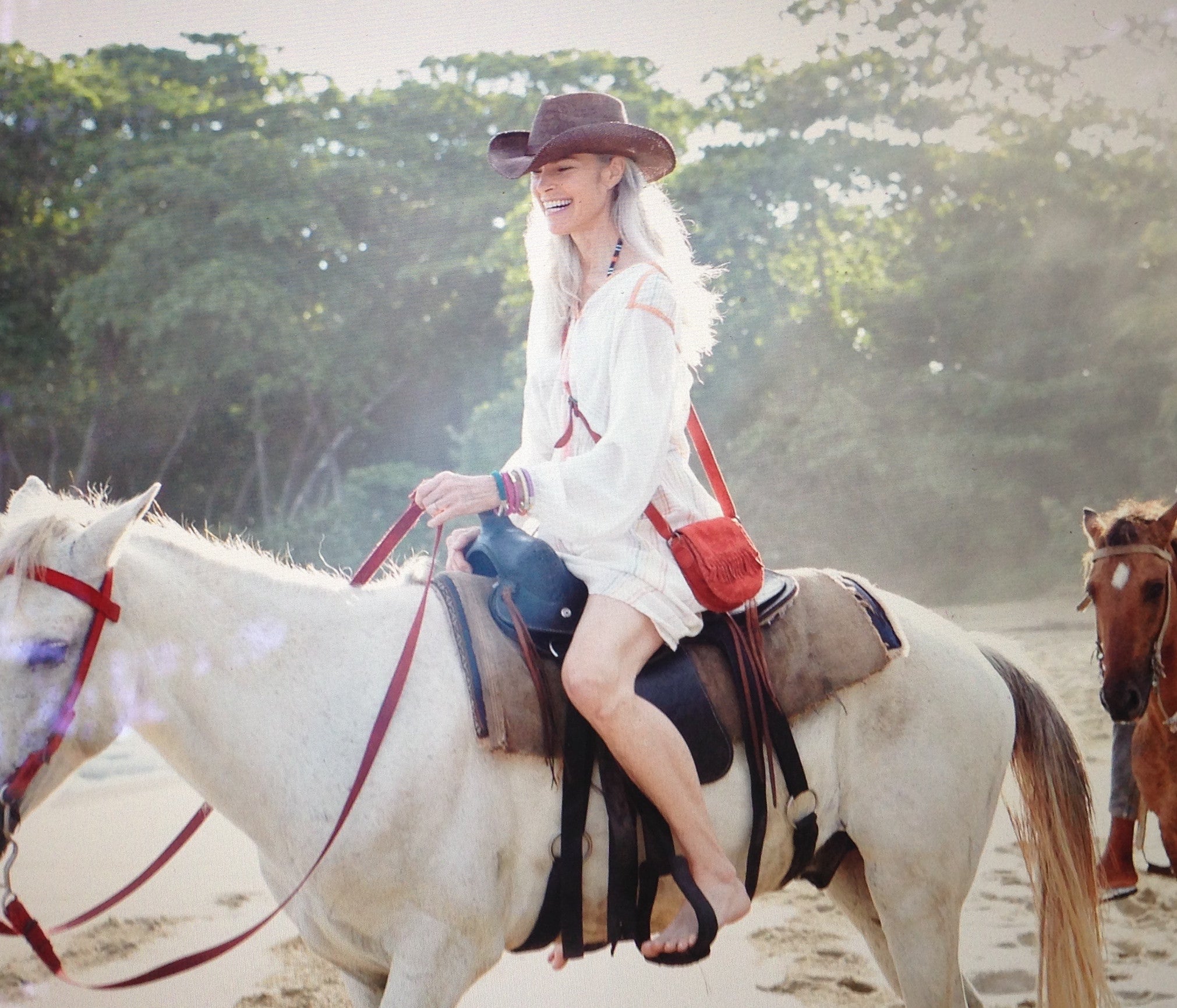 BLNDN Babe Spotlight - Model & Entreprenuer Roxanne Gould