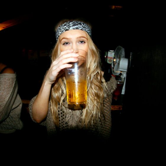 MUST BE A BLONDE: SUMMER BEERS WE LOVE