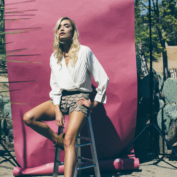 STUNNER SATURDAY: MEET ALDEN STEIMLE