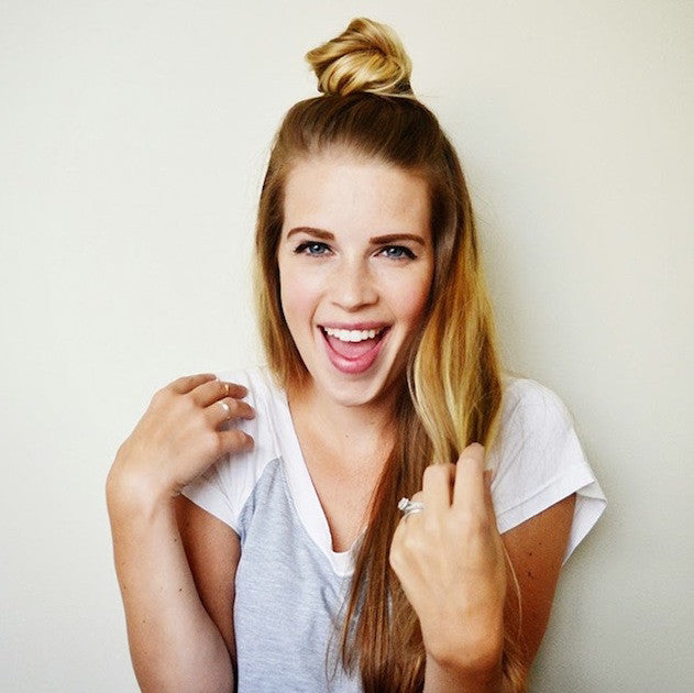 SUNDAY BUNDAY: THE HALF-UP TOP KNOT